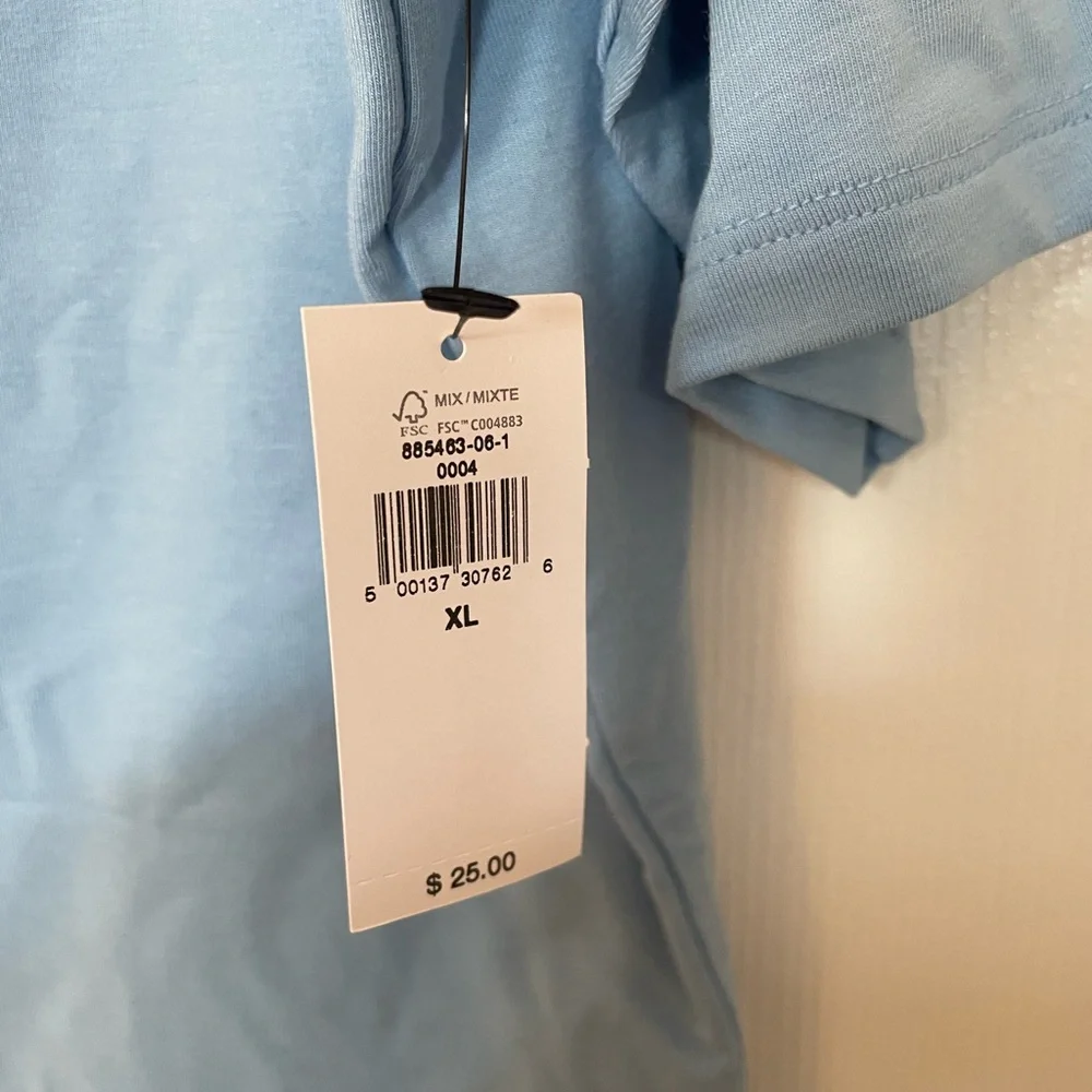 Banana Republic Light Blue Short Sleeve Tee - Picture 3 of 3
